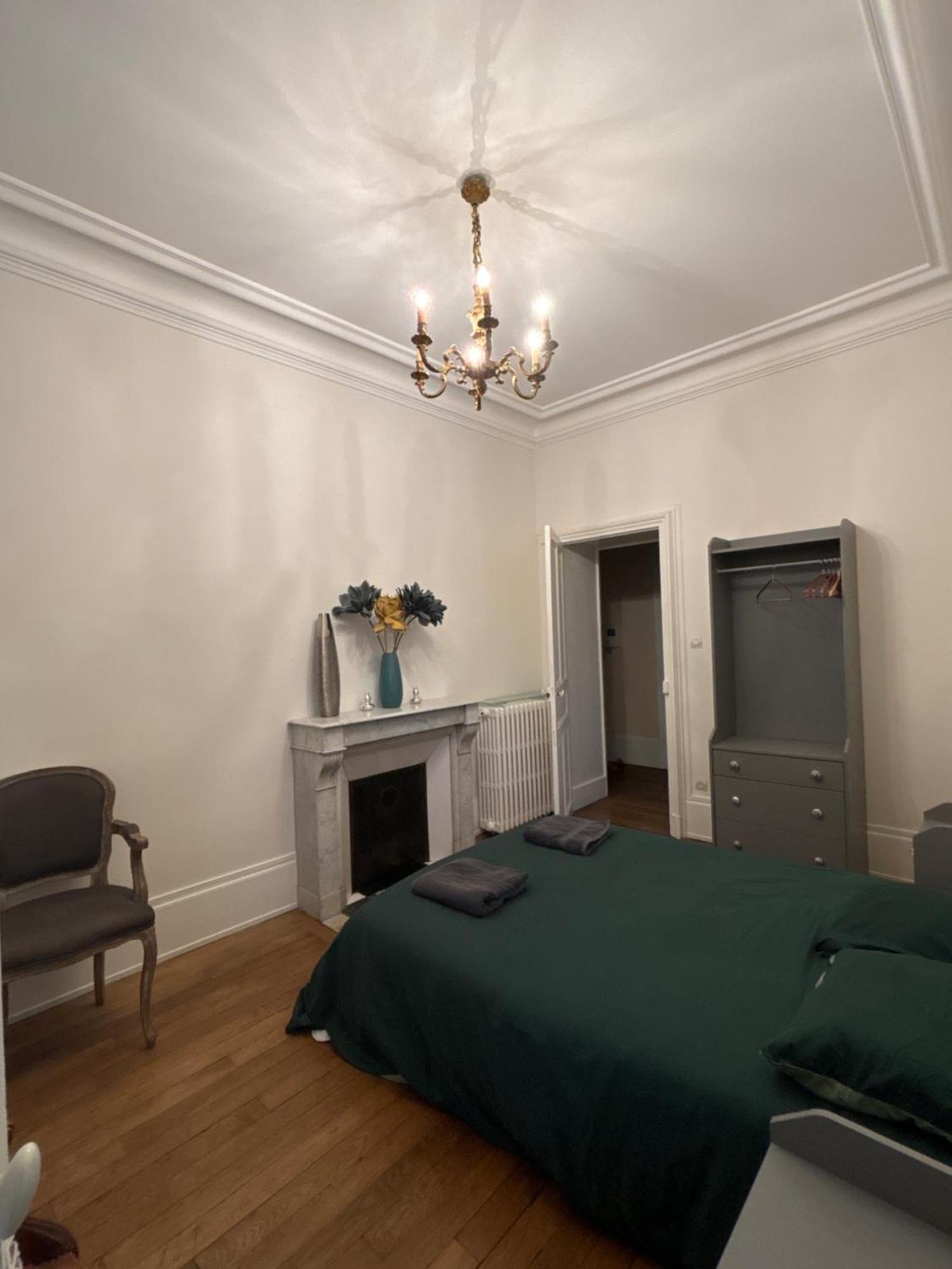 La Vie Dijonnaise Apartment Bagian luar foto