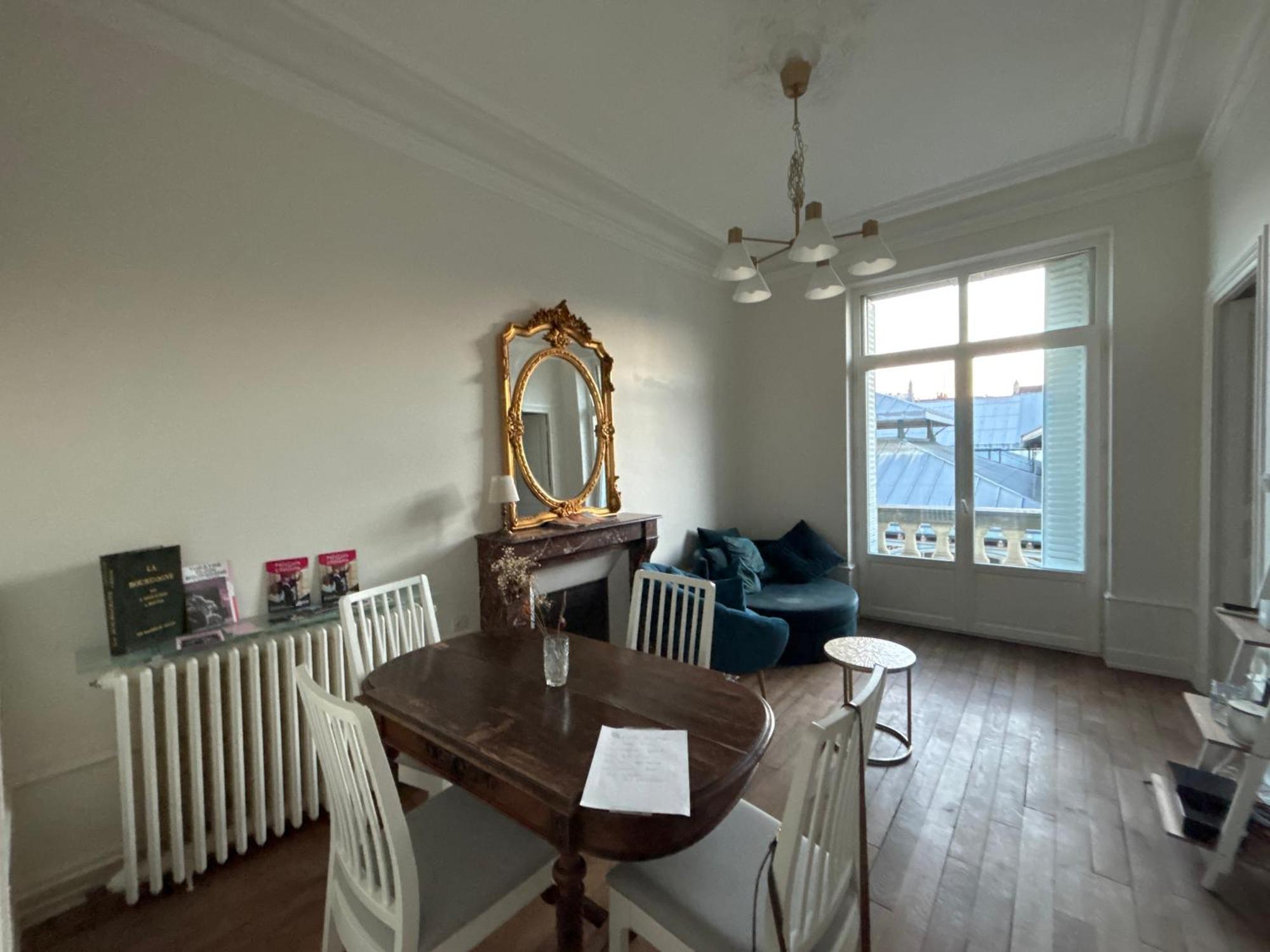La Vie Dijonnaise Apartment Bagian luar foto