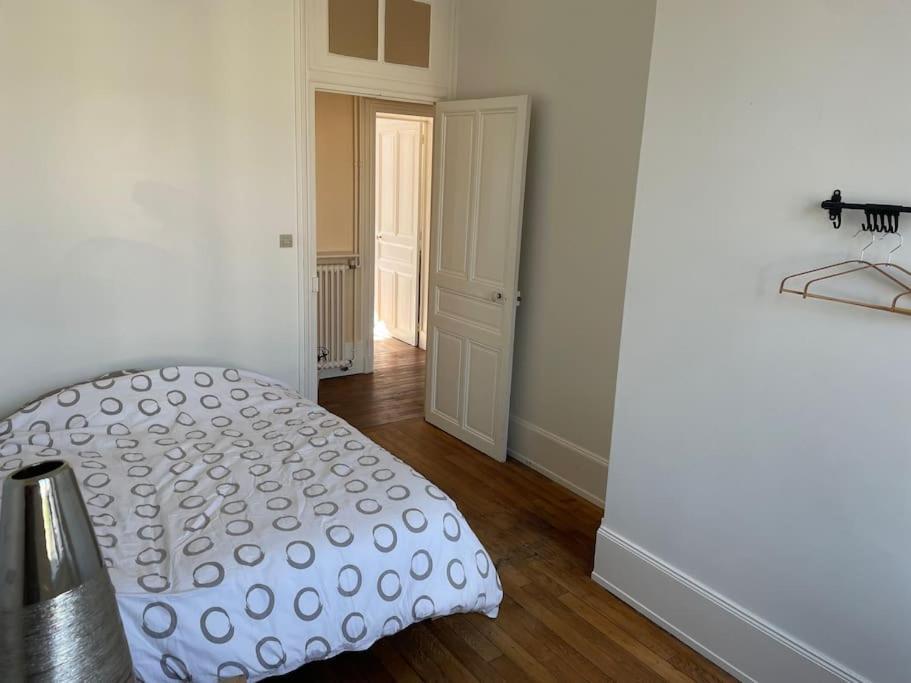 La Vie Dijonnaise Apartment Bagian luar foto